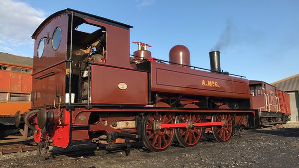 Brown steam locomotive Kitson A No.5 Brown steam locomotive Kitson A No.5